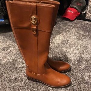 Tommy Hilfiger Riding boots. Sz 9 medium. Brand new.